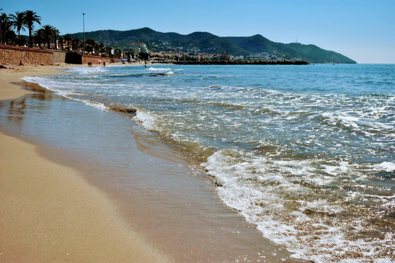 Heart Of Sitges Apartment ภายนอก รูปภาพ